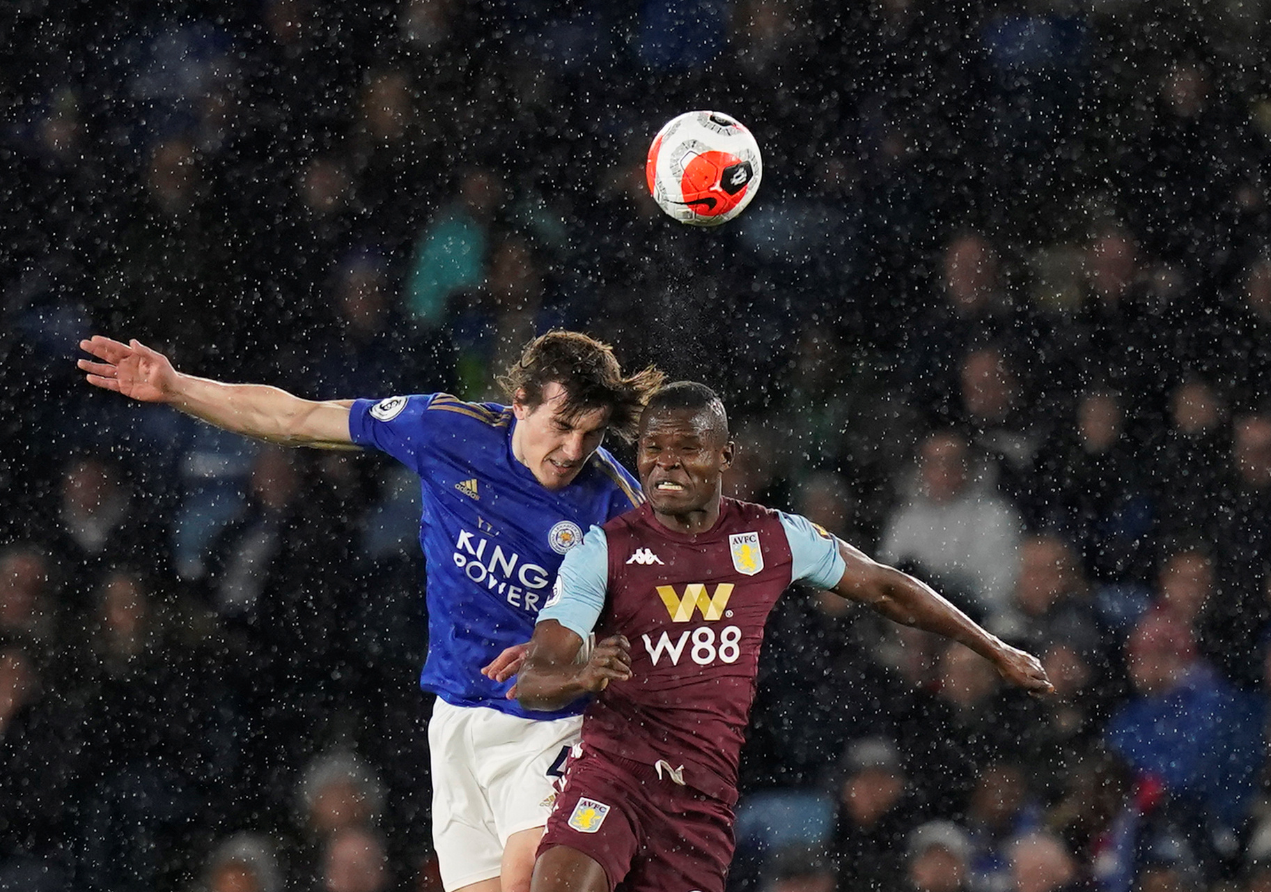 还确保了球 还确保了球